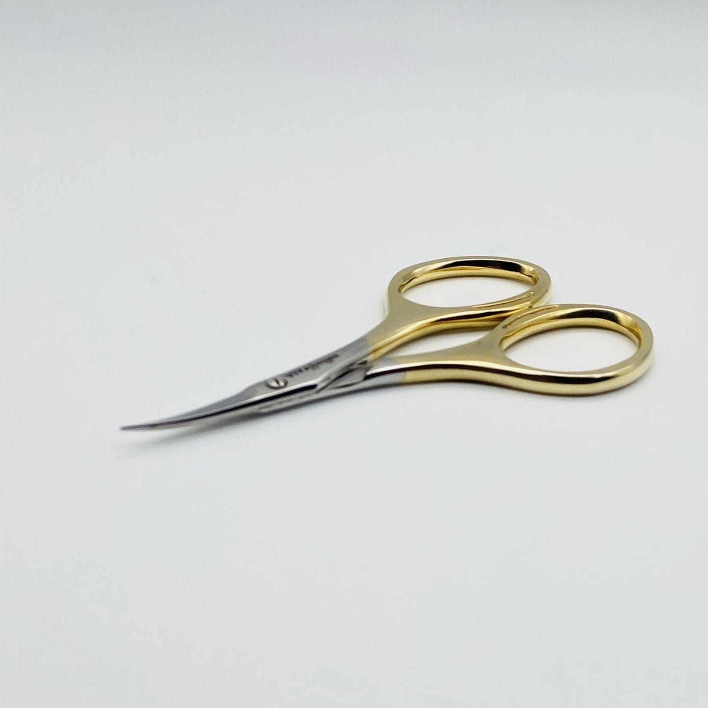 Nail Cuticle Scissor - 9cm Slightly Curved