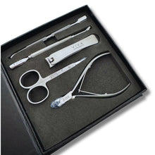Manicure Tool Kit - 5 Pieces Silver